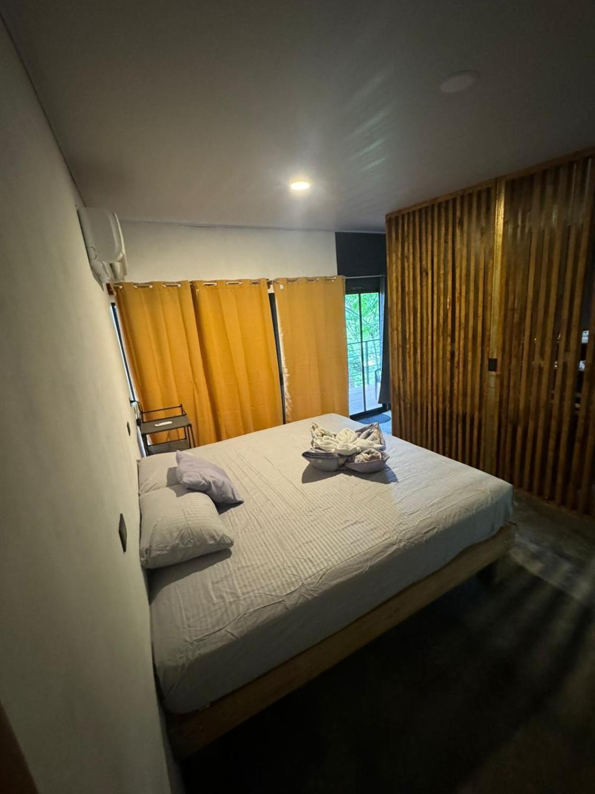 Deer Cabuya Apartment